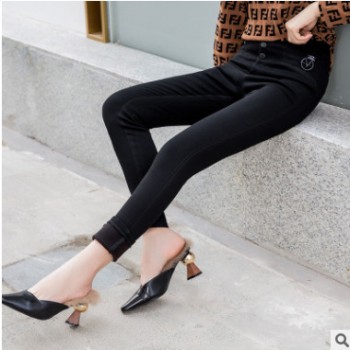 復合牛奶絲打底褲