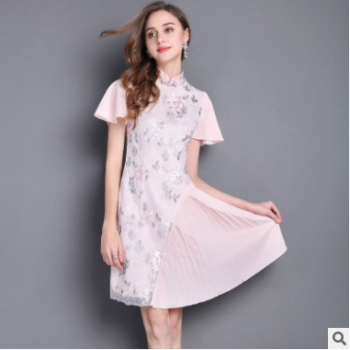 2019新款女裝夏季荷葉袖復(fù)古立領(lǐng)網(wǎng)紗刺繡改良旗袍修身百褶連衣裙