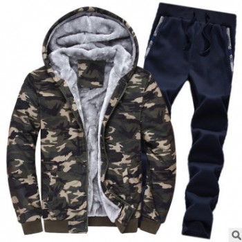 冬裝新款加絨男運(yùn)動(dòng)服衛(wèi)衣套裝特大碼修身加厚保暖迷彩服一件代發(fā)