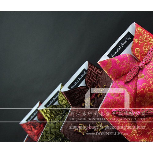 浙江當(dāng)納利 定制唐裝禮品袋， 款旗袍斜襟包裝袋設(shè)計，亞麻裝幀布料購物袋定做，杭州個性服裝手提袋定制設(shè)計 創(chuàng)意唐裝購物袋