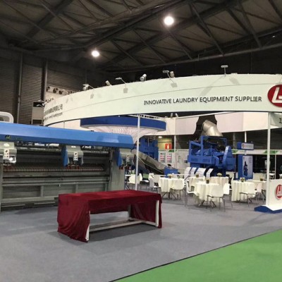 上海力凈ZB-3300三工位送布機(jī)   洗滌設(shè)備   送布機(jī)   集成設(shè)備 集成洗滌設(shè)備