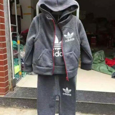 2015跑江湖地攤秋冬新款童裝 男女童三件套裝兒童加厚衛(wèi)衣