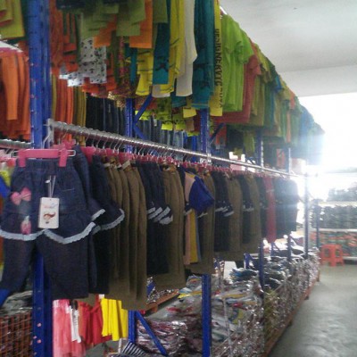 中山童裝廠Q235倉(cāng)儲(chǔ)可拆裝中型貨架 牧隆貨架專(zhuān)業(yè)生產(chǎn)