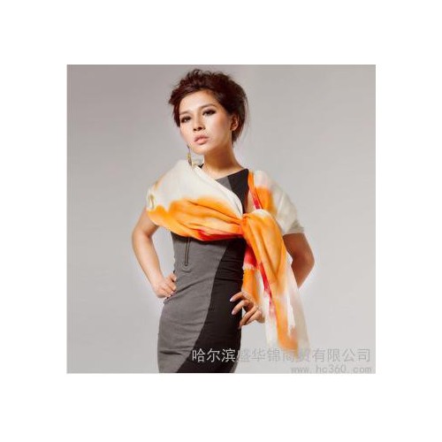 供應依維依芙4002高支精紡100％純羊絨手繪圍巾