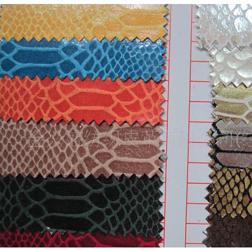 蛇紋貼膜牛仔布底面料(E072