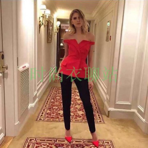 夏季新款一字領紅色露肩上衣無袖馬夾女修身純色歐美性感抹胸背心