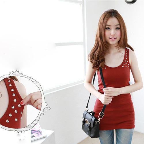 臺灣 的女裝  金屬飾肩 時尚百搭背心