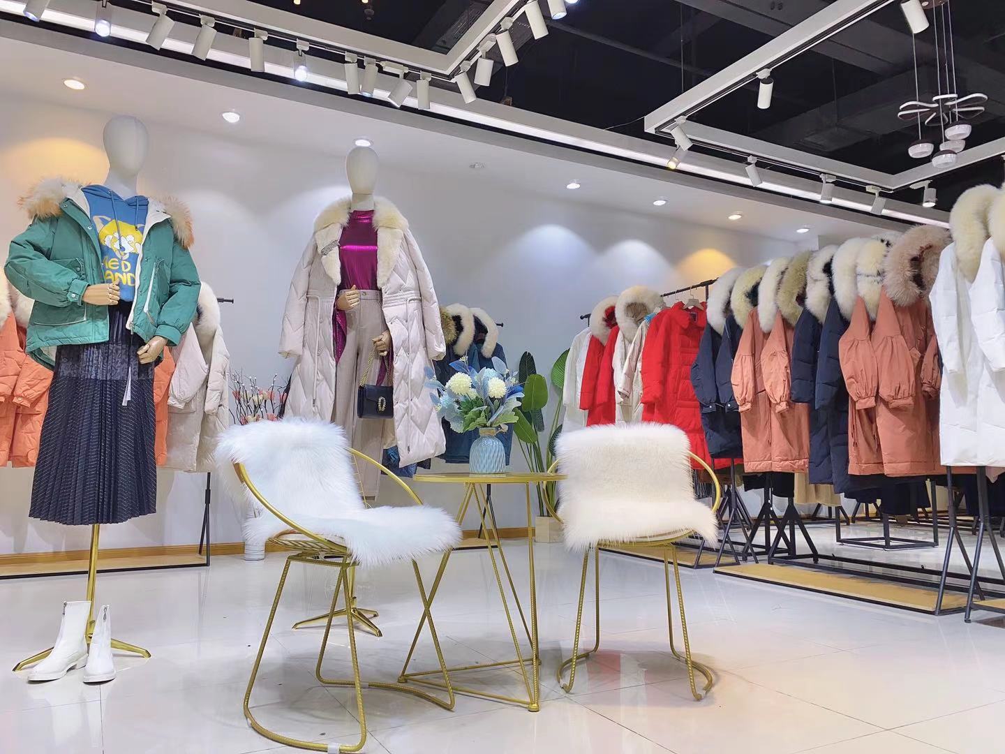 酷丑羽絨服 (6).jpg