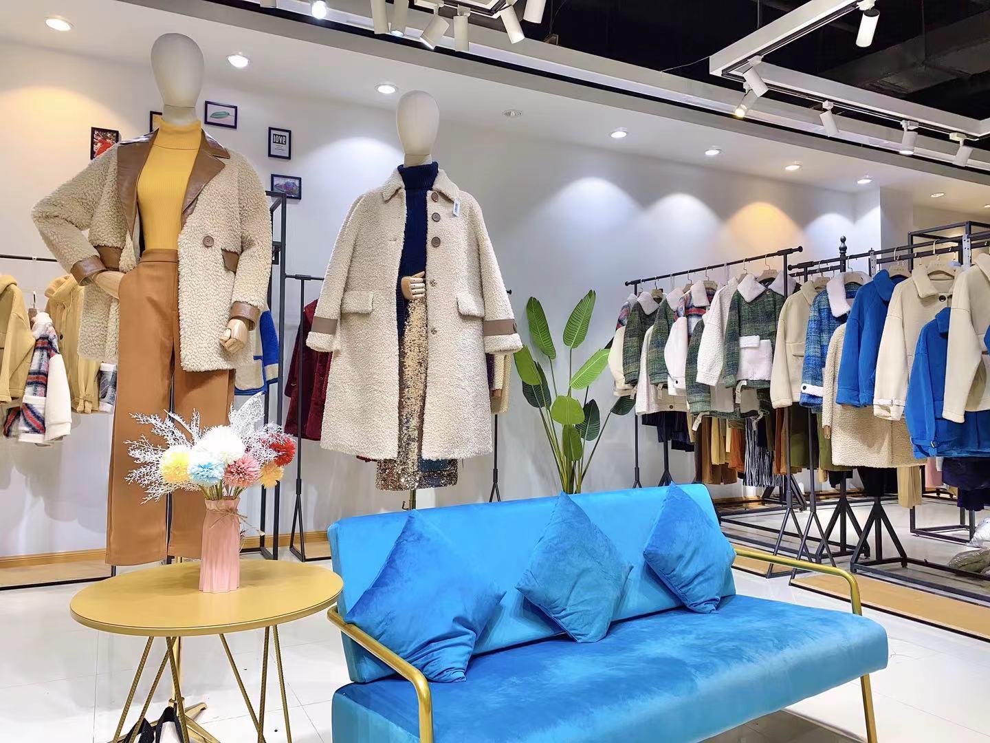 尚唯詩 顆粒絨大衣 (3).jpg