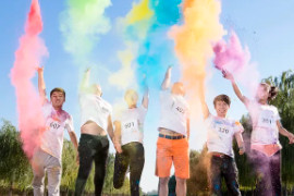 潮牌海嘯，每個(gè)浪花都是年輕的模樣