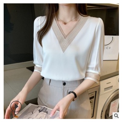 現貨+實拍2021春季新款中袖白色雪紡紗時尚內搭鏤空V領長袖打底衫
