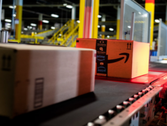 英國(guó)小伙兒下海：我在歐洲開(kāi)網(wǎng)店倒騰義烏服裝